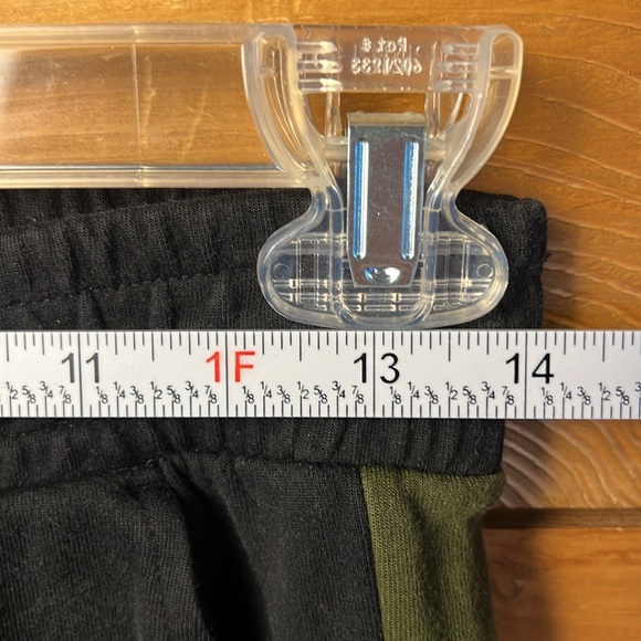 Jogger Sweatpants Men Small per measurement Pockets Drawstring Grn‎ Black Casual - Picture 2 of 6